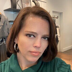 Meet your Posher, Christina